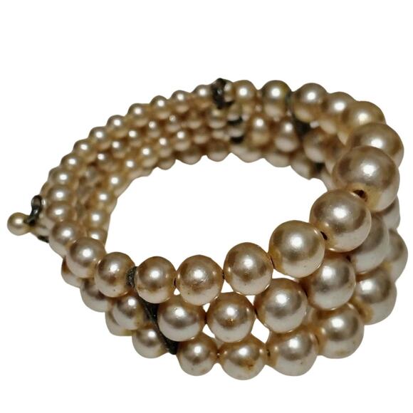 Champagne Pink Graduating Faux Pearl Three Strand Memory Wire Cuff Bracelet - Picture 6 of 8